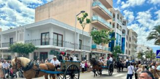 Festlicher Umzug in Santa Eulària